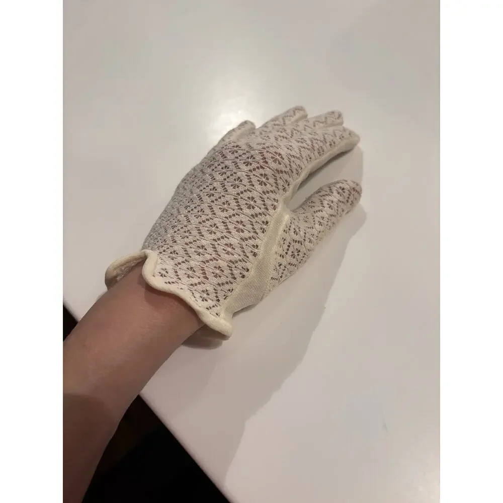 Vintage Ivory White Lace Sheer Short Stretch Gloves Romantic Feminine Cottage